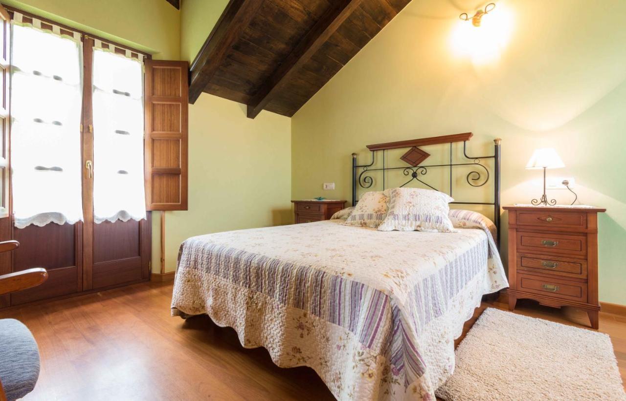 Apartamentos Castrovaselle Nº2 Tapia De Casariego Buitenkant foto